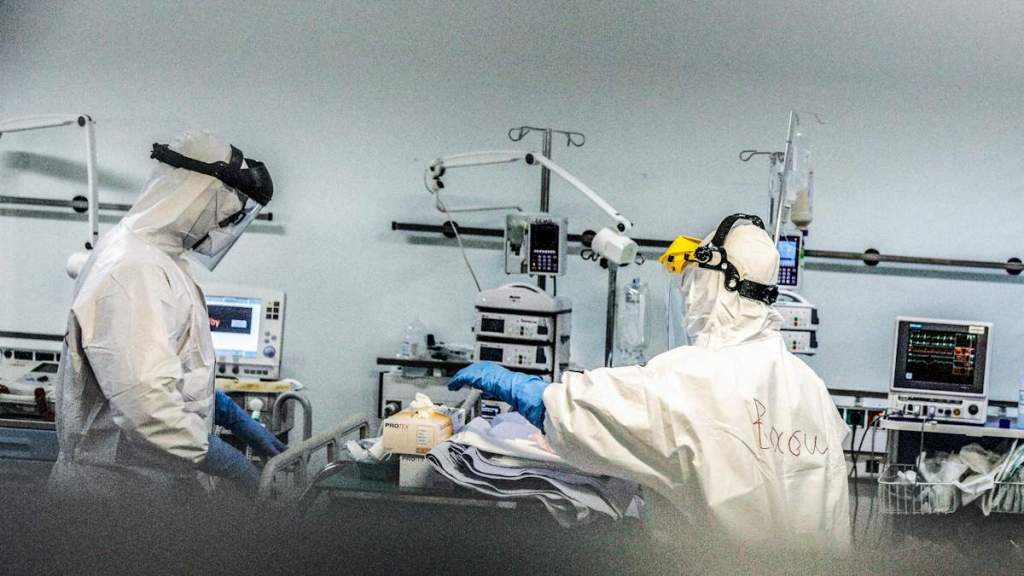 ΕΙΜΑΣΤΕ ΜΑΖΙ